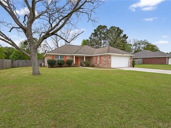 27903 Autumn Woods Circle, Loxley, AL 36551