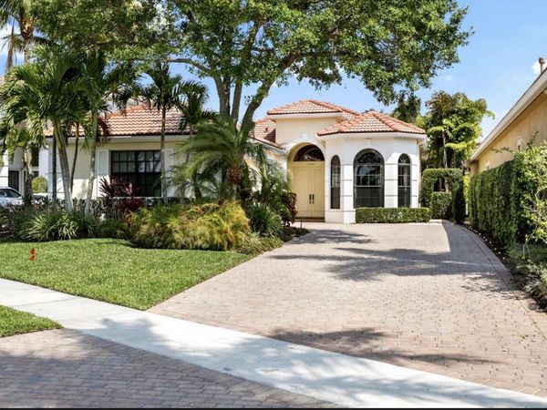 6700 Fox Hollow Drive, West Palm Beach, FL 33412