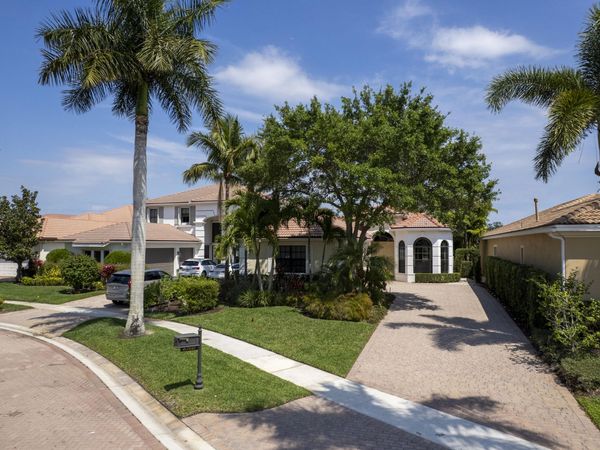 6700 Fox Hollow Drive, West Palm Beach, FL 33412