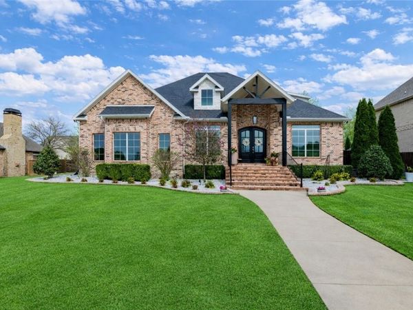 2709 S 21st Street , Rogers, AR 72758