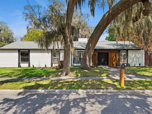 418 E LAKESHORE DRIVE , OCOEE, FL 34761