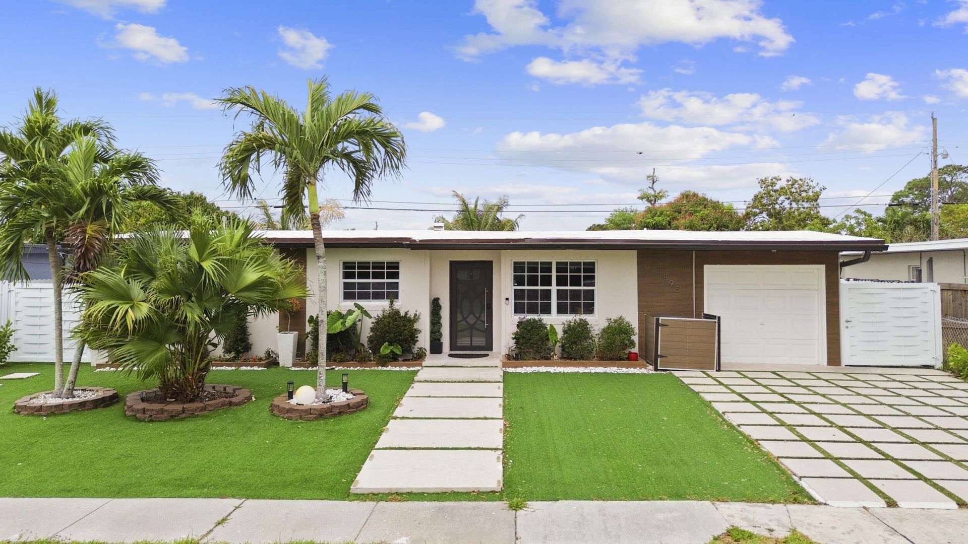 1895 Violet Avenue, West Palm Beach, FL 33415 Main Photo