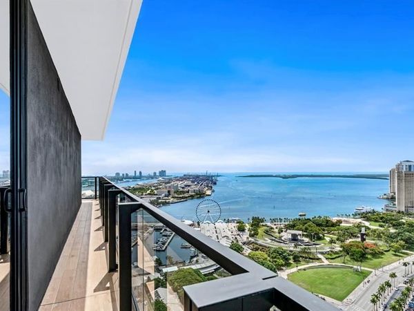 398 NE 5th Street, Unit 4015, Miami, FL 33132