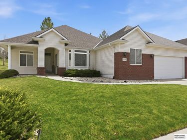 1719 S 190th Plaza , Omaha, NE 68130