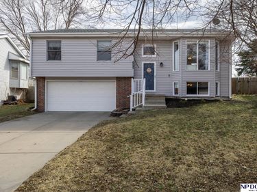 2325 Independence Drive , Lincoln, NE 68521