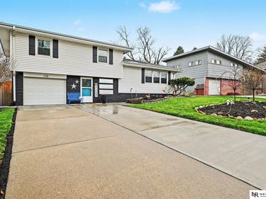 1118 Kingston Avenue, Bellevue, NE 68005