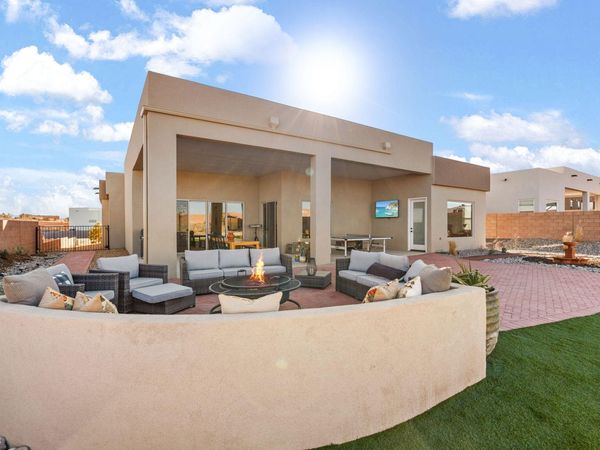 6717 Nacelle Road NE, Rio Rancho, NM 87144