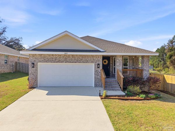 5057 Quarter Deck St, Pensacola, FL 32526