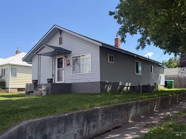 1602 14th Ave., Lewiston, ID 83501