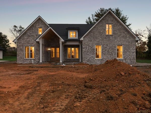 405 Chestnut Oak Ave , Smithville, TN 37166