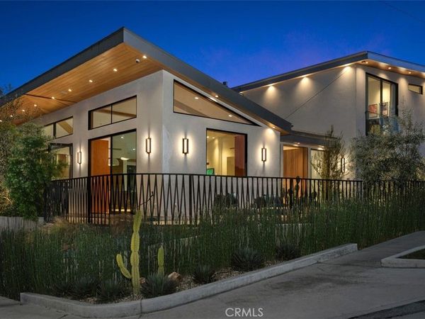 2398 Redlands Drive, Newport Beach, CA 92660