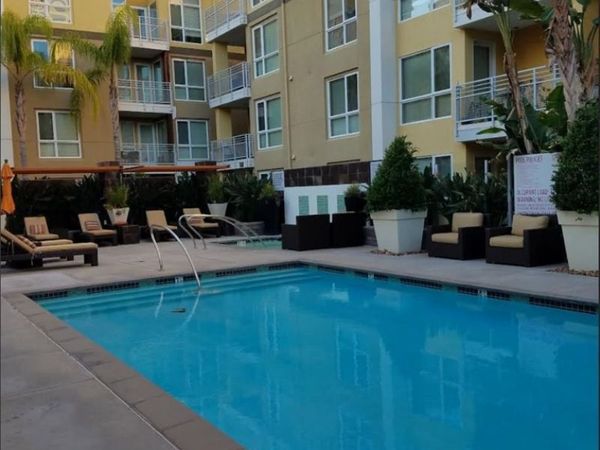 21301 Erwin, Woodland Hills, CA 91367