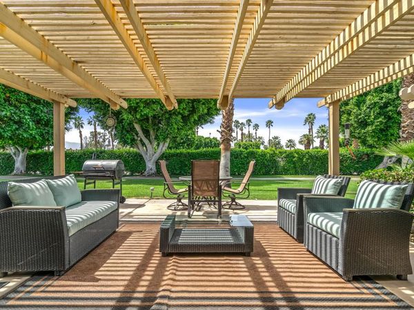 41545 Woodhaven Drive E, Palm Desert, CA 92211