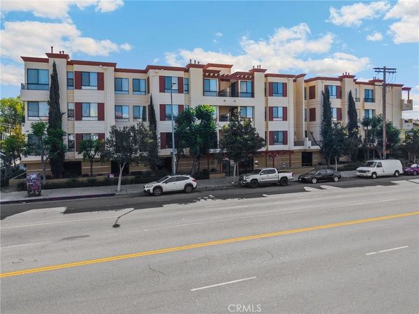 6938 Laurel Canyon, North Hollywood, CA 91605