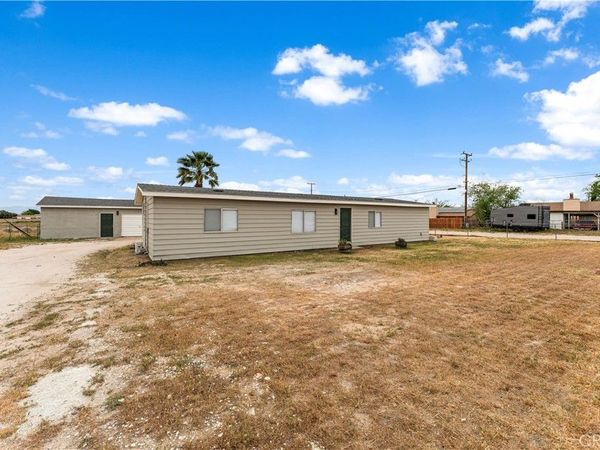 1992 Hillcrest Avenue, Rosamond, CA 93560