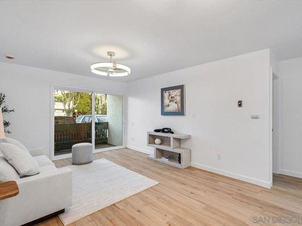 4060 Huerfano, Unit 113, San Diego, CA 92117