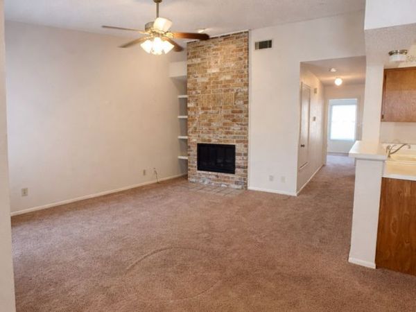 62 Oak Villa Rd, Unit F2, Canyon Lake, TX 78133