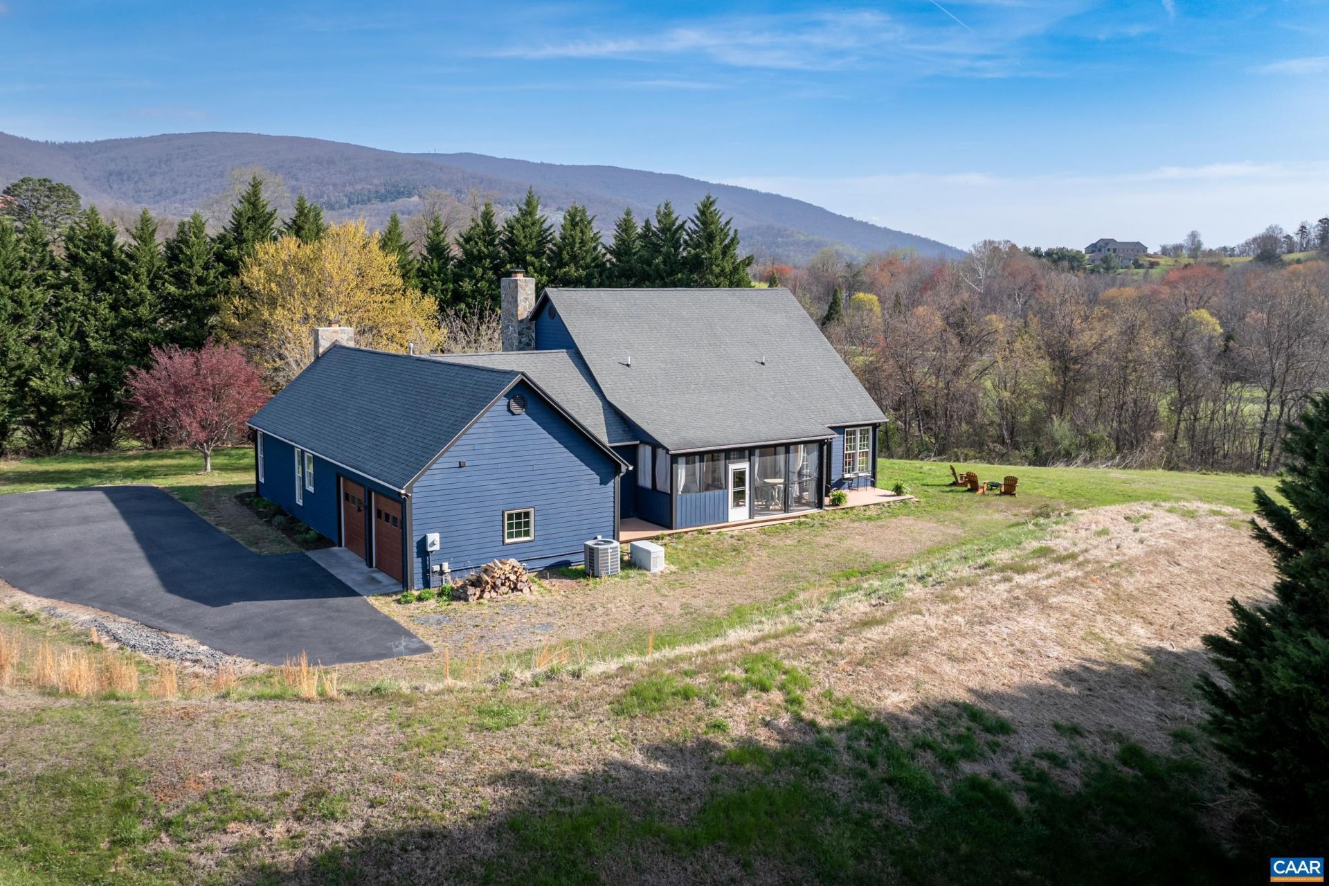 9197 Critzers Shop Rd, Afton, VA 22920 Main Photo