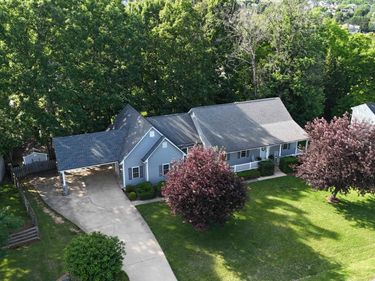 18 FOREST VIEW LN, Fishersville, VA 22939
