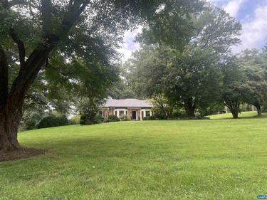 42 OLD FARM RD, Charlottesville, VA 22903