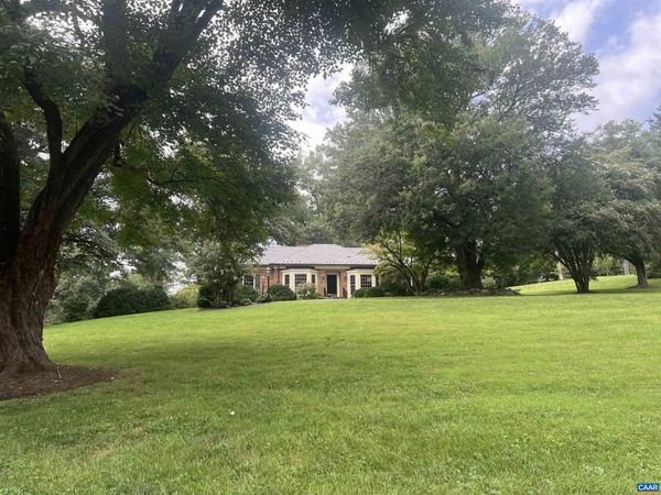 42 OLD FARM RD, Charlottesville, VA 22903