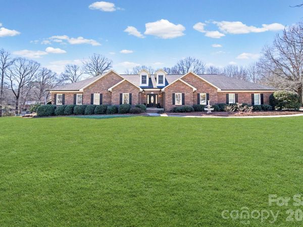 6604 Lowesville Lane , Stanley, NC 28164