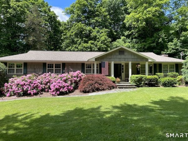 3 Hawthorne Hill, Newtown, CT 06470