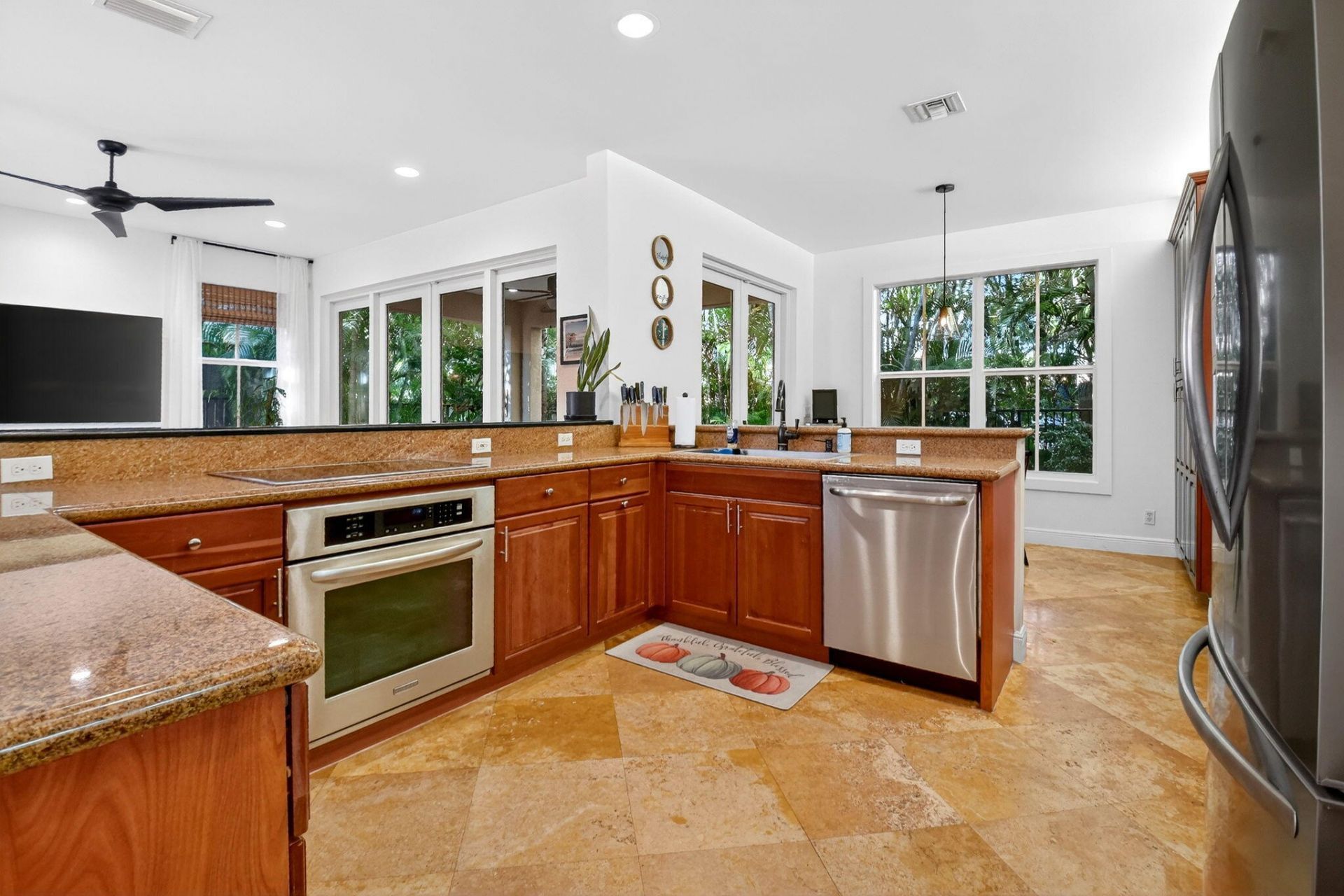 106 Las Brisas Circle, Hypoluxo, FL 33462 Photo