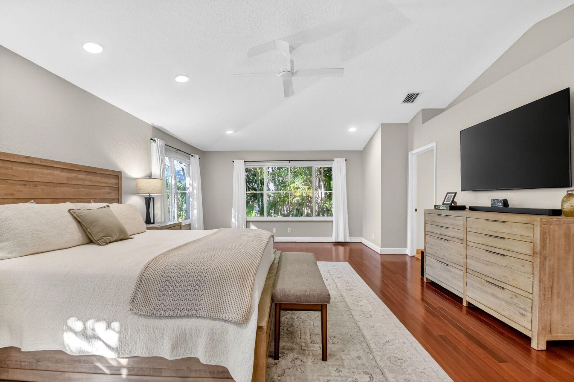 106 Las Brisas Circle, Hypoluxo, FL 33462 Photo