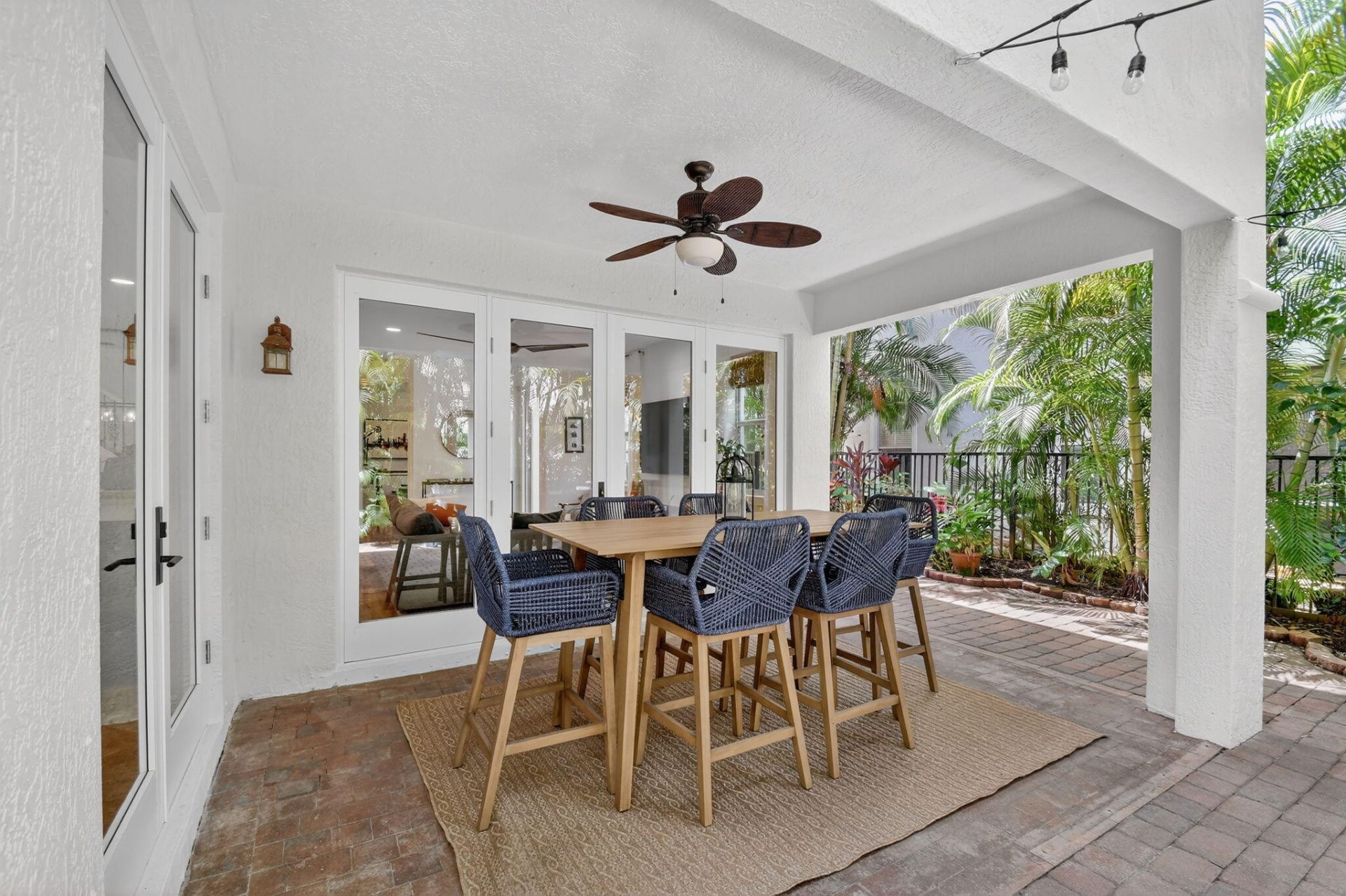 106 Las Brisas Circle, Hypoluxo, FL 33462 Photo