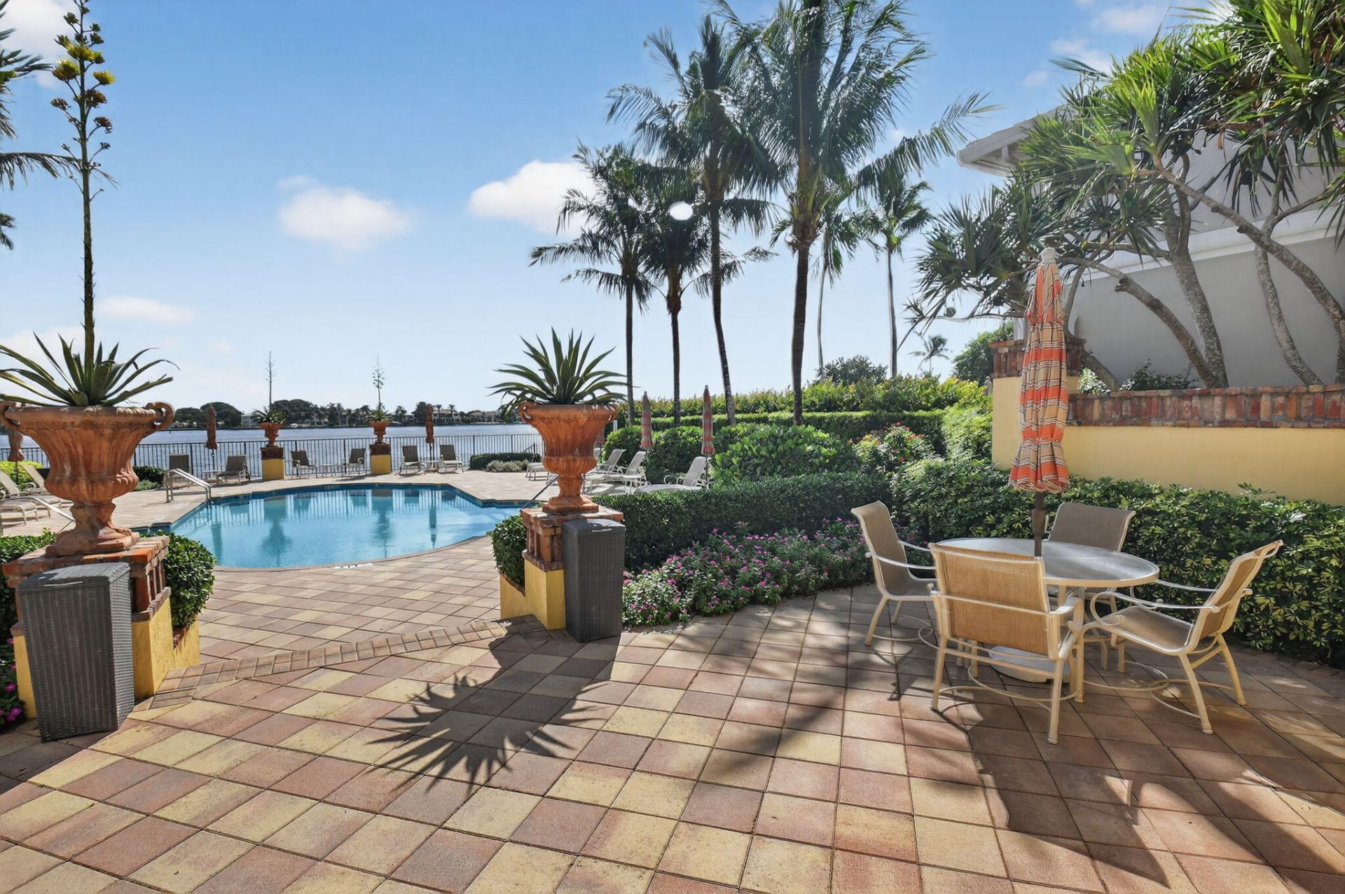 106 Las Brisas Circle, Hypoluxo, FL 33462 Photo