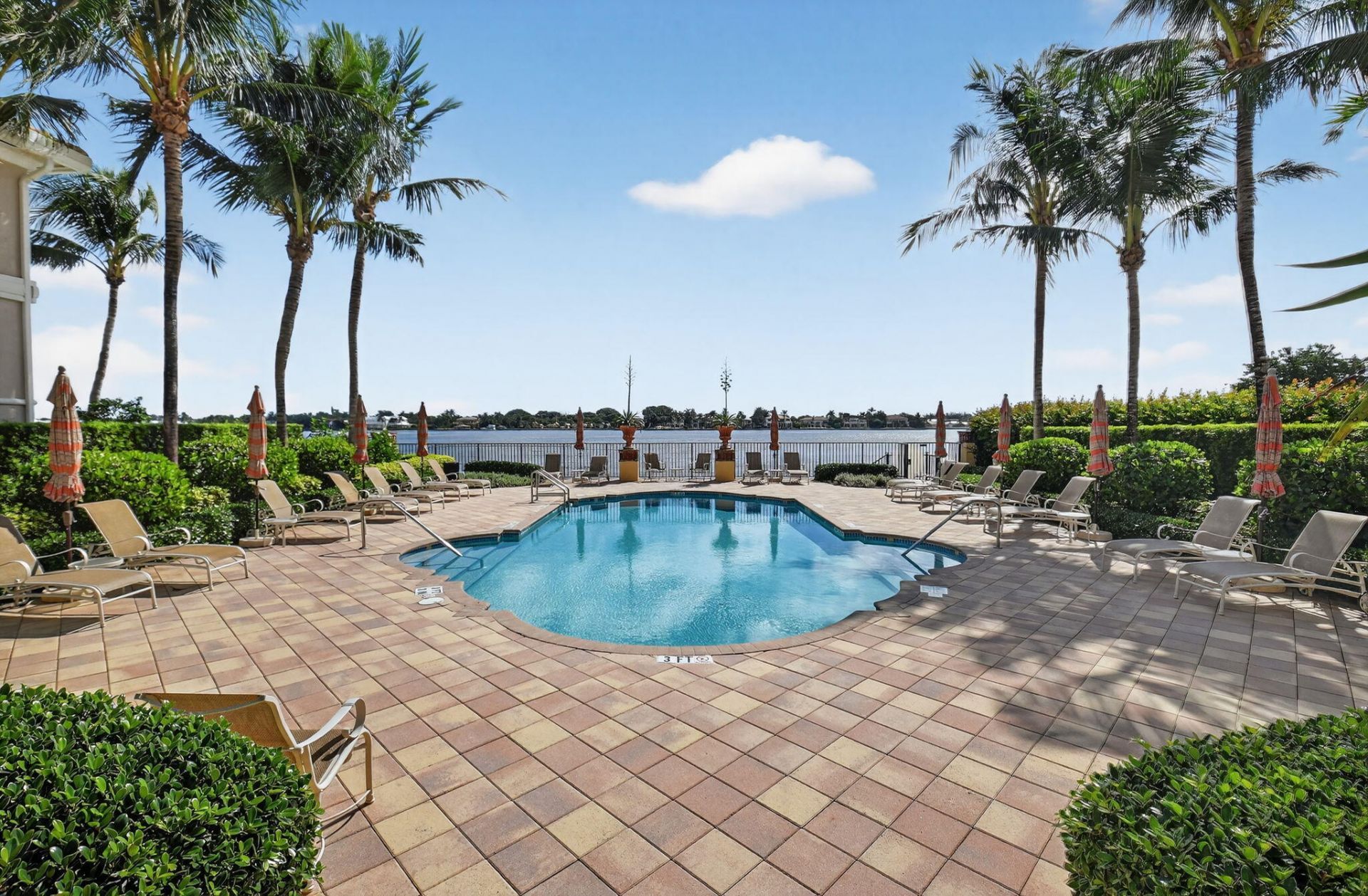 106 Las Brisas Circle, Hypoluxo, FL 33462 Photo