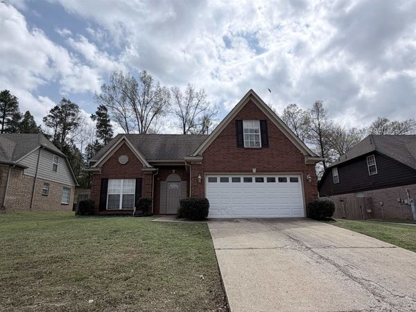 10097 BLOOMSBURY AVE, Cordova, TN 38016