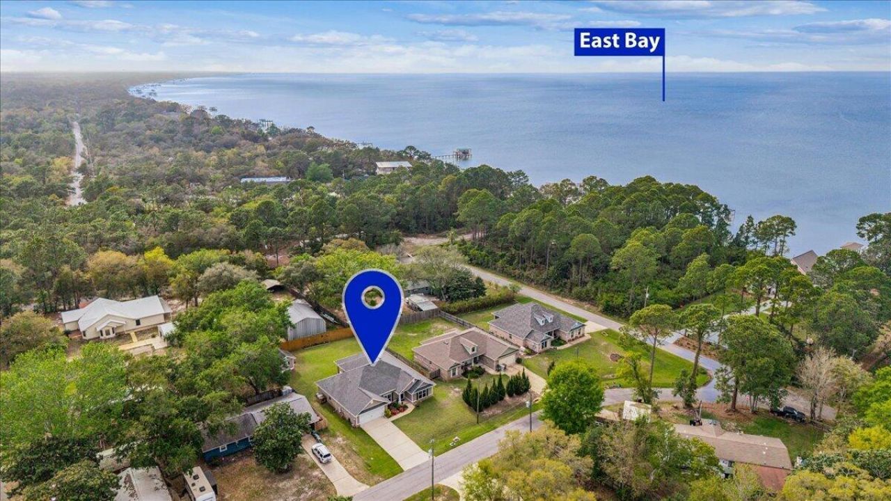 1911 Ladybird Lane, Gulf Breeze, FL 32563 Main Photo