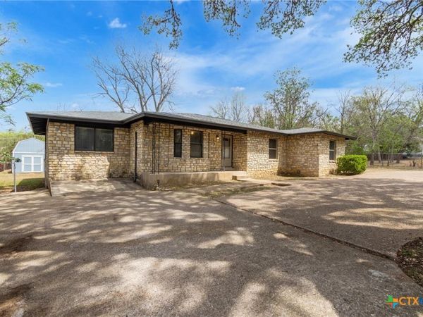1608 Old Ranch Road 12 , San Marcos, TX 78666