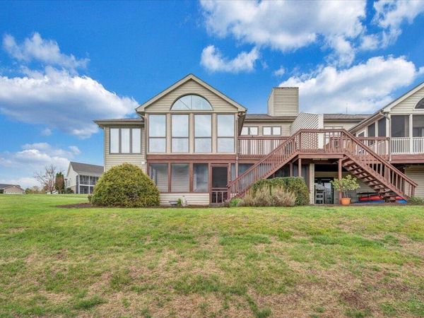 66 Scarlet ST, Hardy, VA 24101