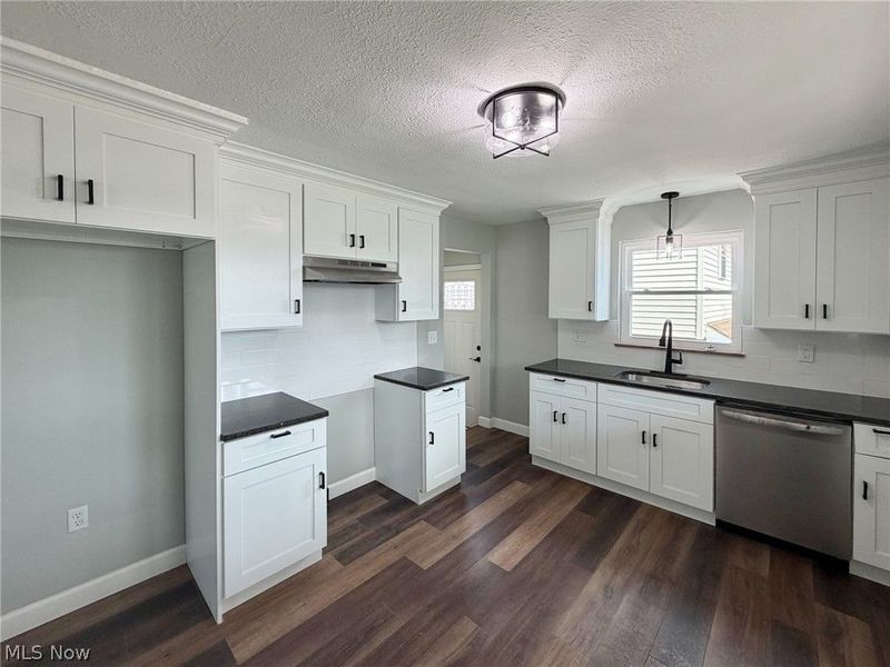 201 Wilshire Boulevard , Steubenville, OH 43952 Photo 15