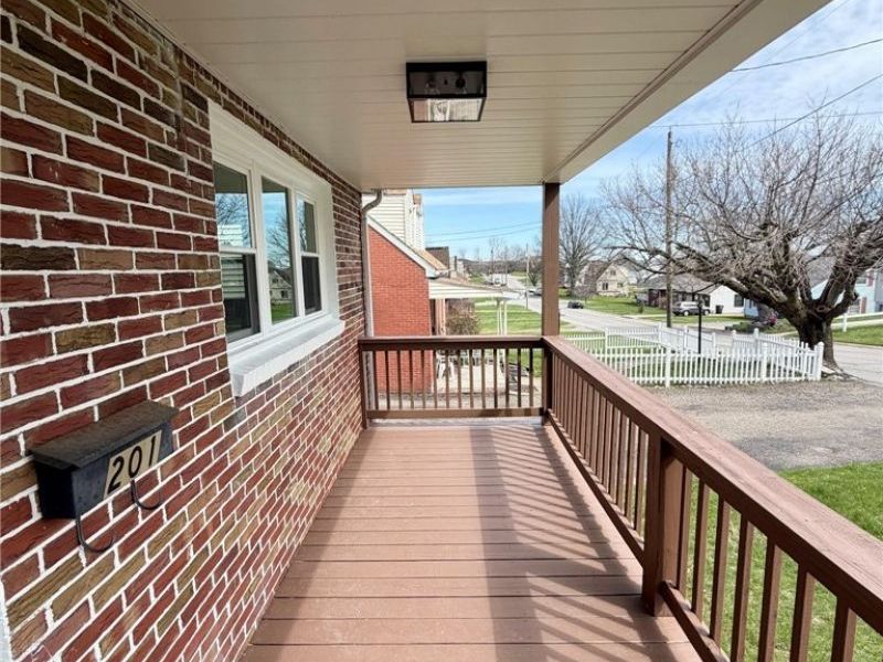 201 Wilshire Boulevard , Steubenville, OH 43952 Photo 7