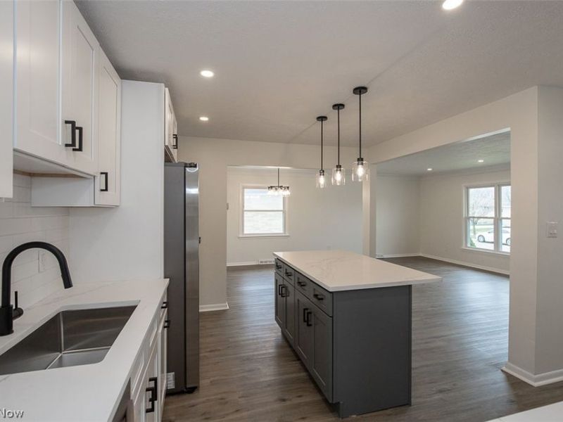 9613 Melody Lane , Brooklyn, OH 44144 Photo 11