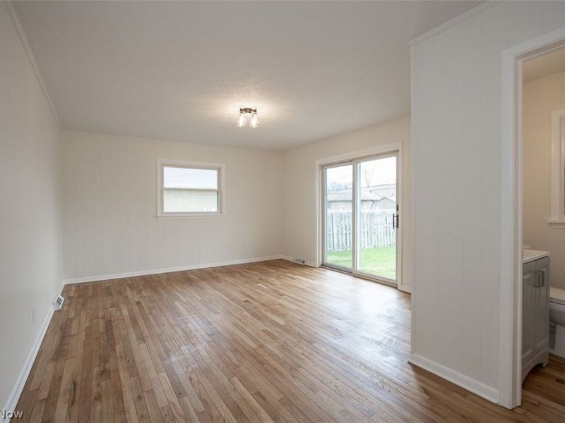 9613 Melody Lane , Brooklyn, OH 44144 Photo 12