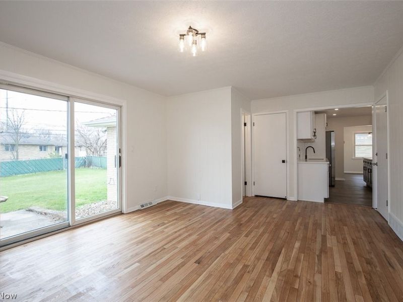 9613 Melody Lane , Brooklyn, OH 44144 Photo 13