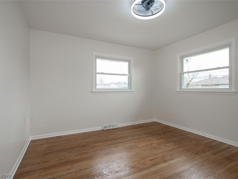 9613 Melody Lane , Brooklyn, OH 44144 Photo 16