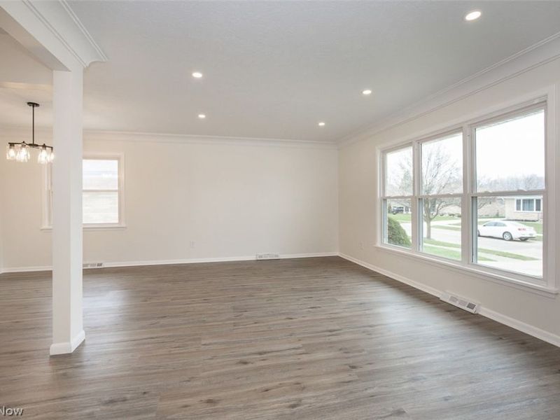 9613 Melody Lane , Brooklyn, OH 44144 Photo 3