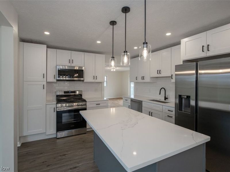 9613 Melody Lane , Brooklyn, OH 44144 Photo 9