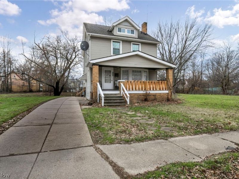 1742 Wayside Road , Cleveland, OH 44112 Photo 2