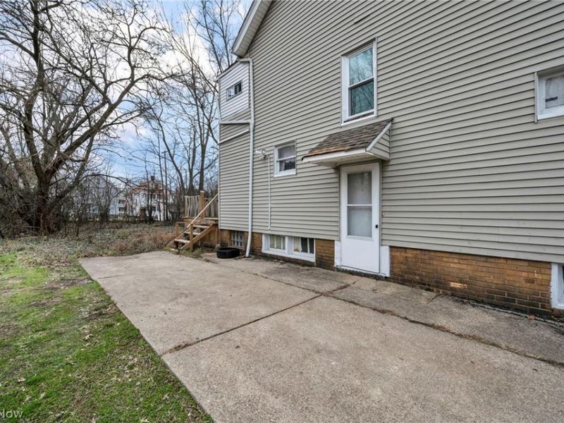 1742 Wayside Road , Cleveland, OH 44112 Photo 42