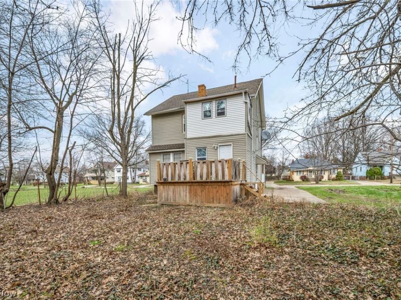 1742 Wayside Road , Cleveland, OH 44112 Photo 46