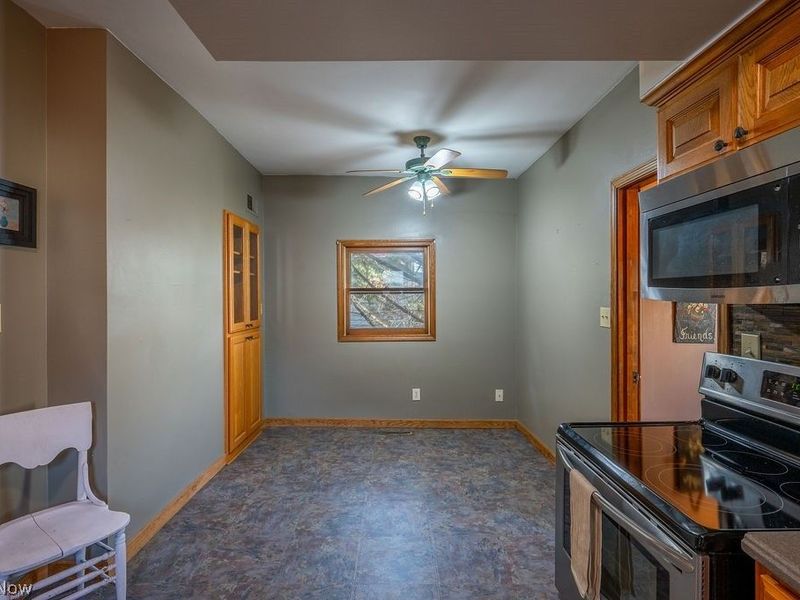 708 N 7th Street , Marietta, OH 45750 Photo 14