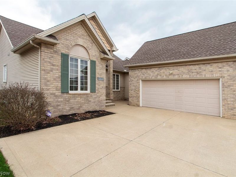 4095 Watercourse Drive , Medina, OH 44256 Photo 3