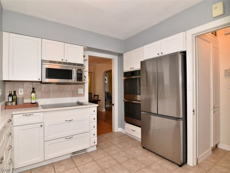 2407 Edgerton Road , University Heights, OH 44118 Photo 20